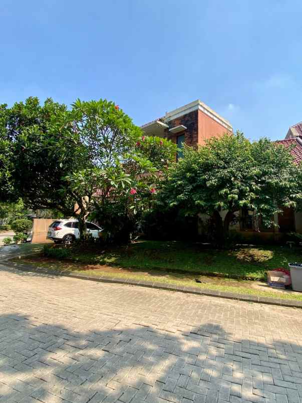 dijual rumah komplek bali view cireundeu