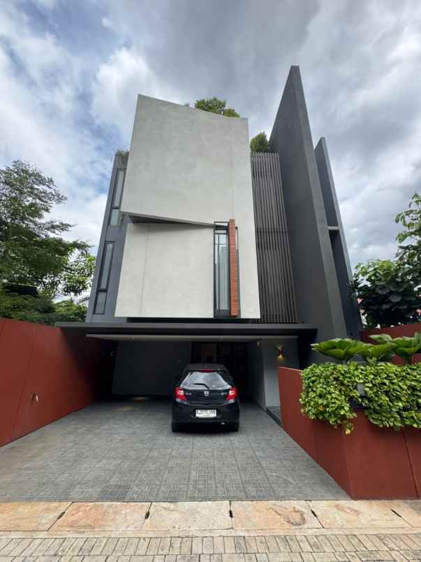 dijual rumah komplek bintaro indah