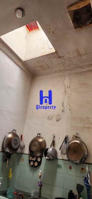 dijual rumah komplek cemara hijau jalan