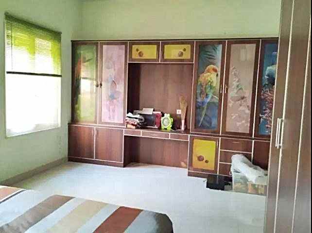 dijual rumah komplek deplu cidodol