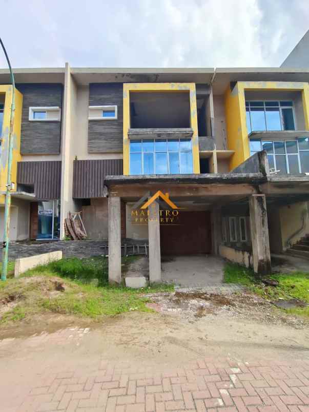 dijual rumah komplek graha mansion