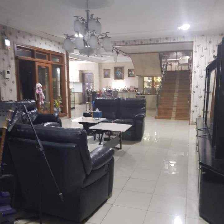 dijual rumah komplek kembar moh toha