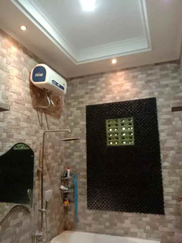 dijual rumah komplek ujung berung indah