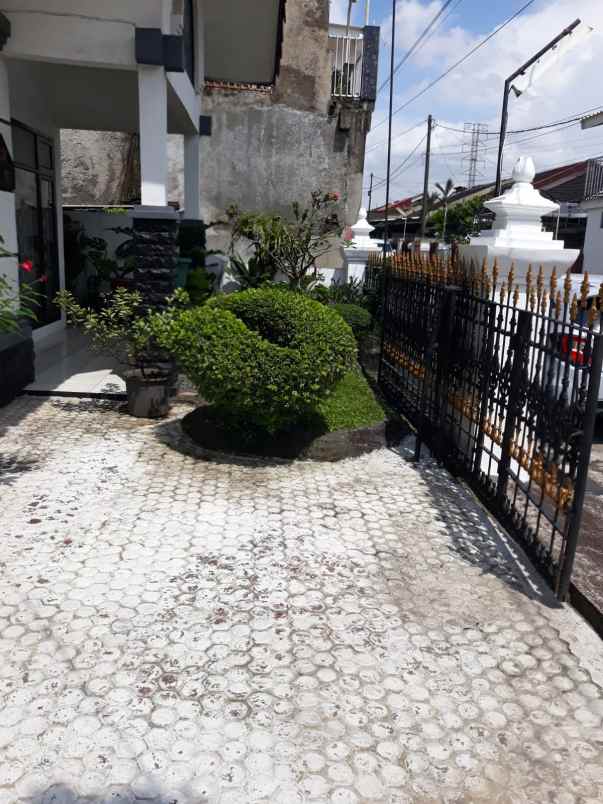 dijual rumah kopo permai iii