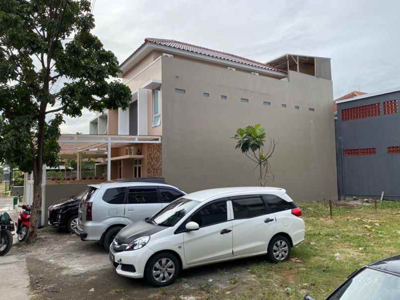 dijual rumah kos di cisaranten arcamanik