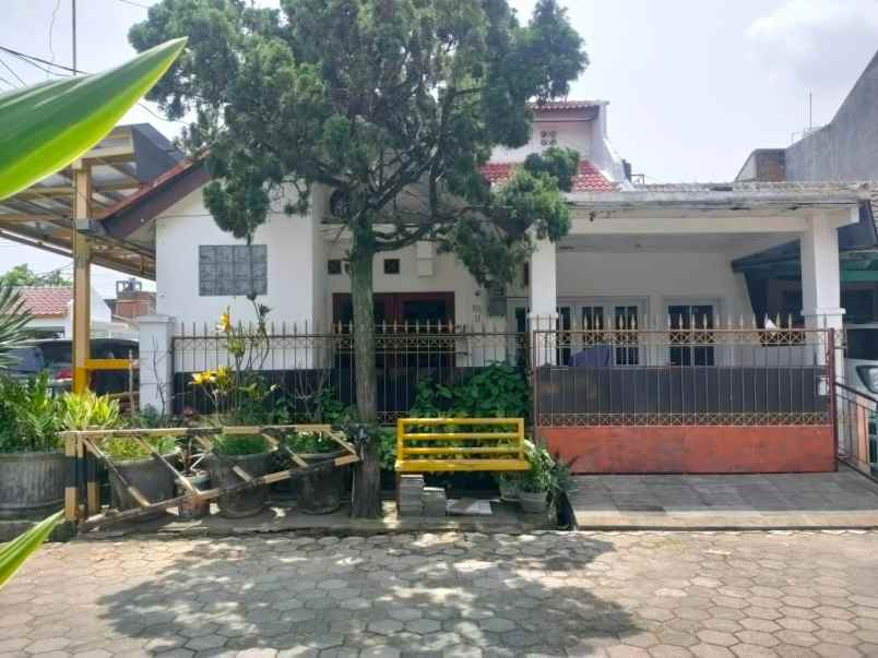 dijual rumah kost aktif di gba 2 ciganitri bandung
