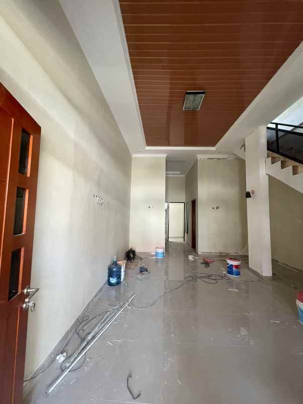 dijual rumah kota harapan indah bekasi