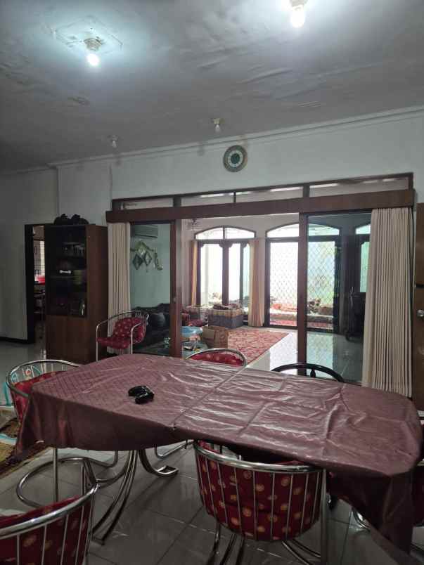 dijual rumah kupang indah