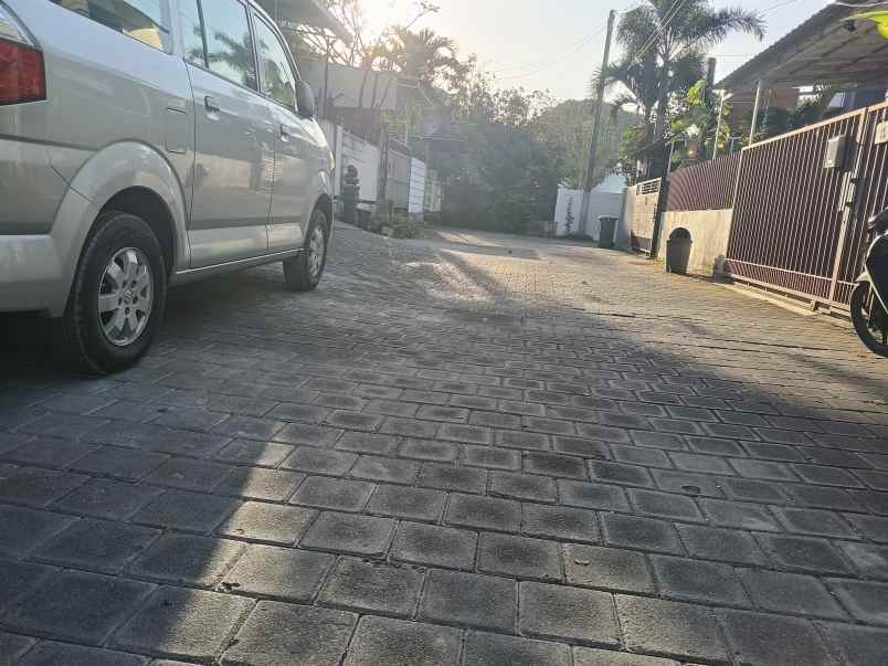 dijual rumah kuta selatan