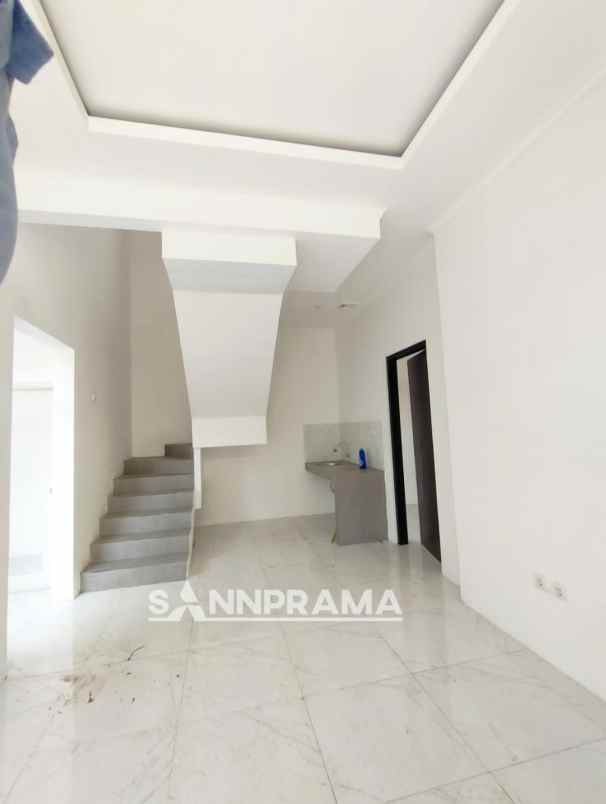 dijual rumah leuwinanggung tapos depok