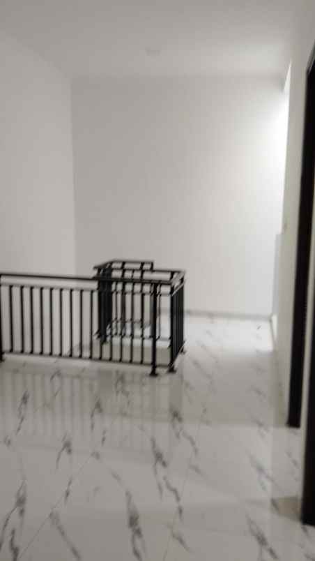 dijual rumah limo cinere depok