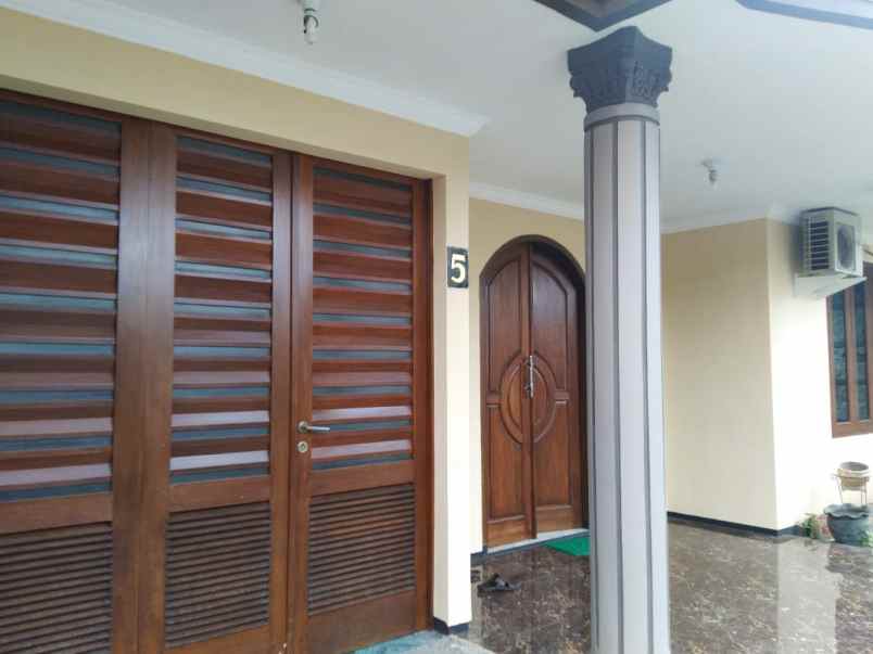 dijual rumah lokasi borobudur malang