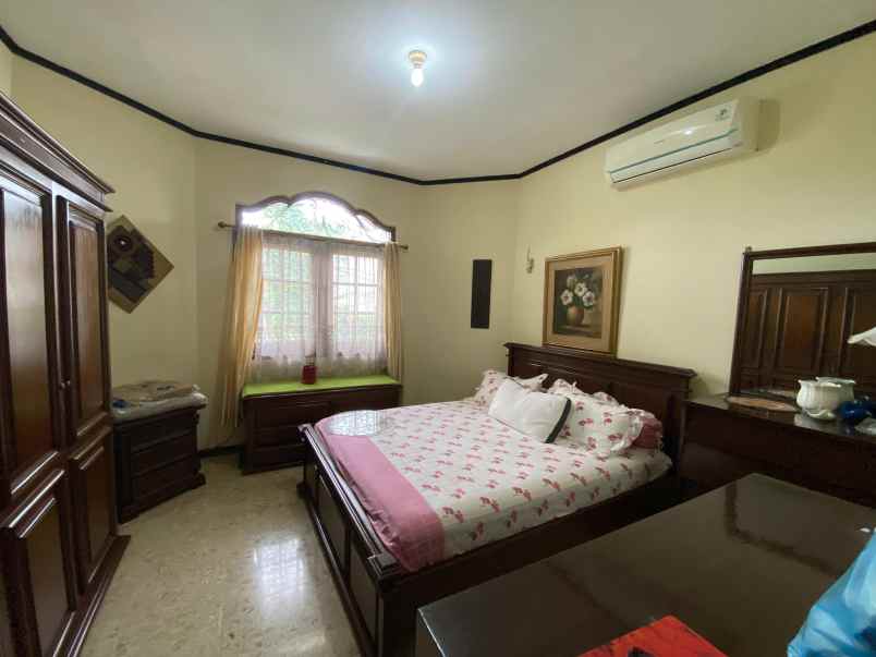 dijual rumah lokasi simpruk garden jakarta selatan