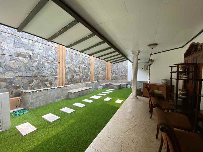 dijual rumah lokasi simpruk garden jakarta selatan