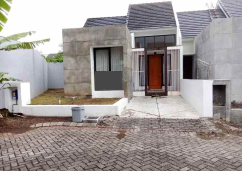 dijual rumah lowokwaru