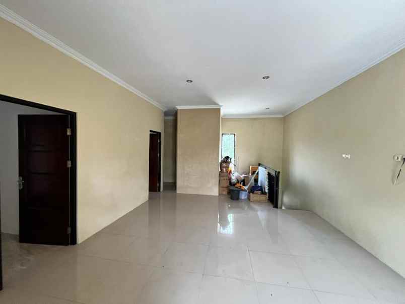 dijual rumah maguwoarjo