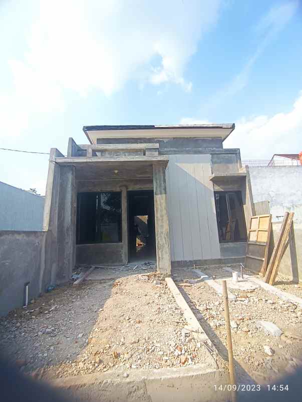 dijual rumah majapahit