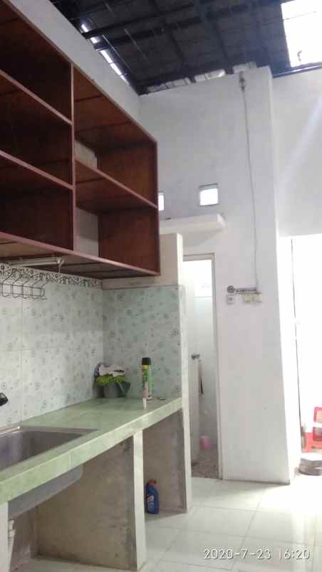 dijual rumah malangrejo