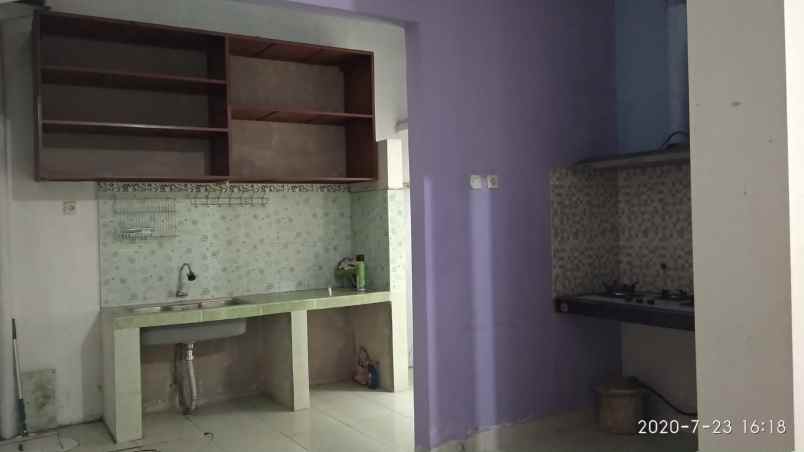 dijual rumah malangrejo