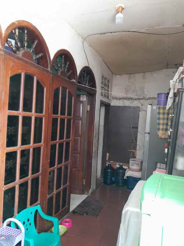 dijual rumah manggarai