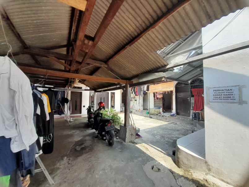 dijual rumah manggarai