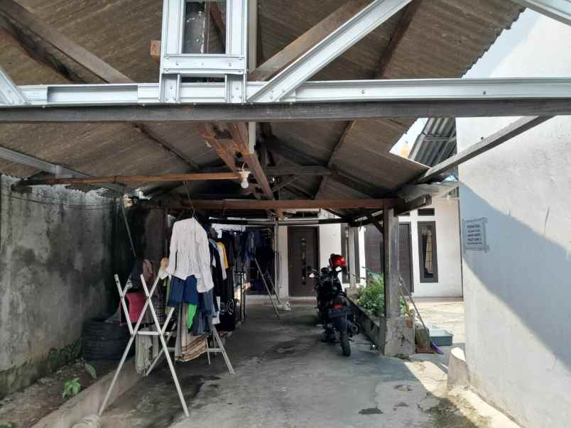 dijual rumah manggarai