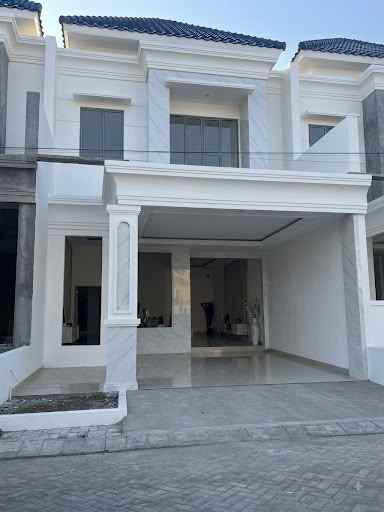 dijual rumah manyar