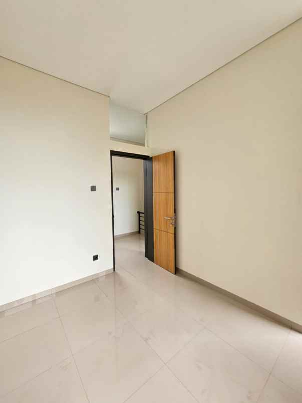 dijual rumah margahayu