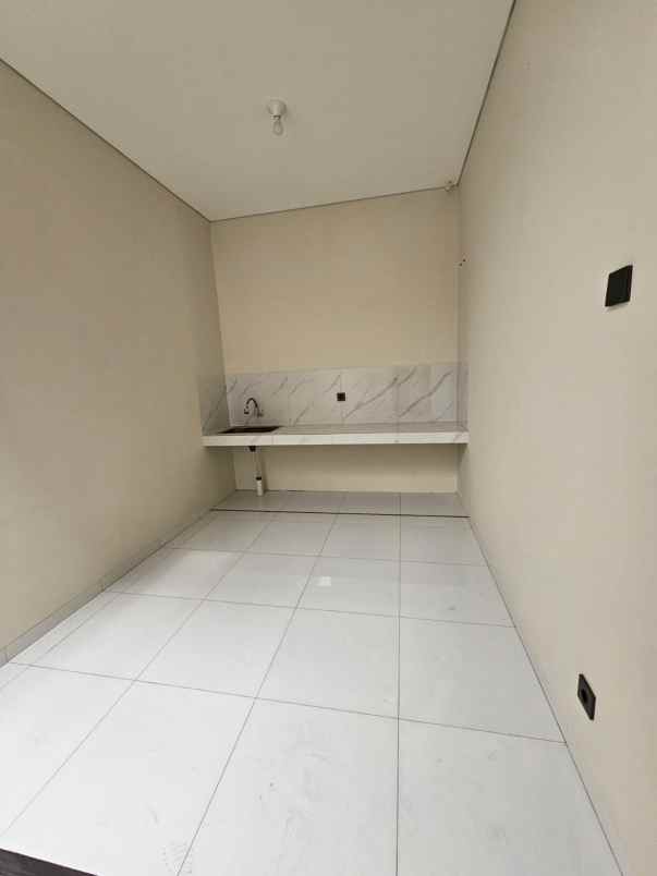 dijual rumah margahayu