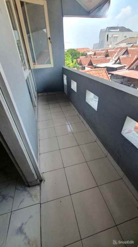 dijual rumah metland menteng cakung