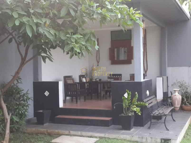 dijual rumah mewah dekat stasiun krl tanjung barat