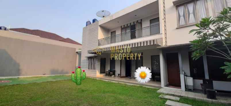 dijual rumah mewah dekat stasiun krl tanjung barat