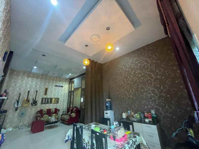 dijual rumah mewah di medan helvetia