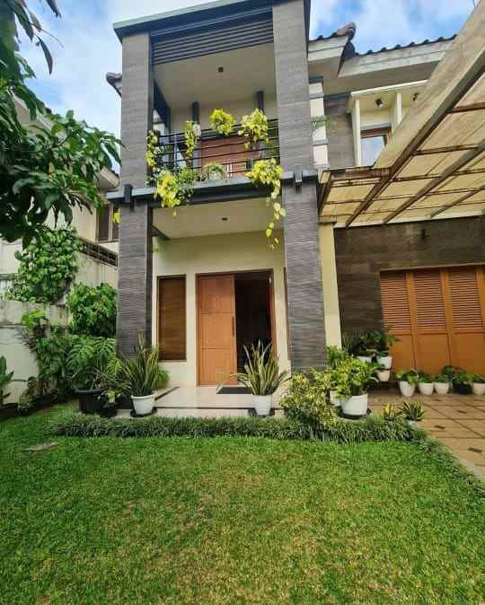 dijual rumah mewah lebak bulus