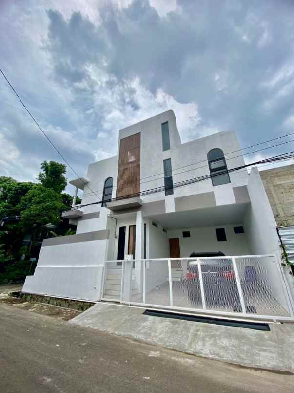 dijual rumah modern di antapani cicaheum bandung