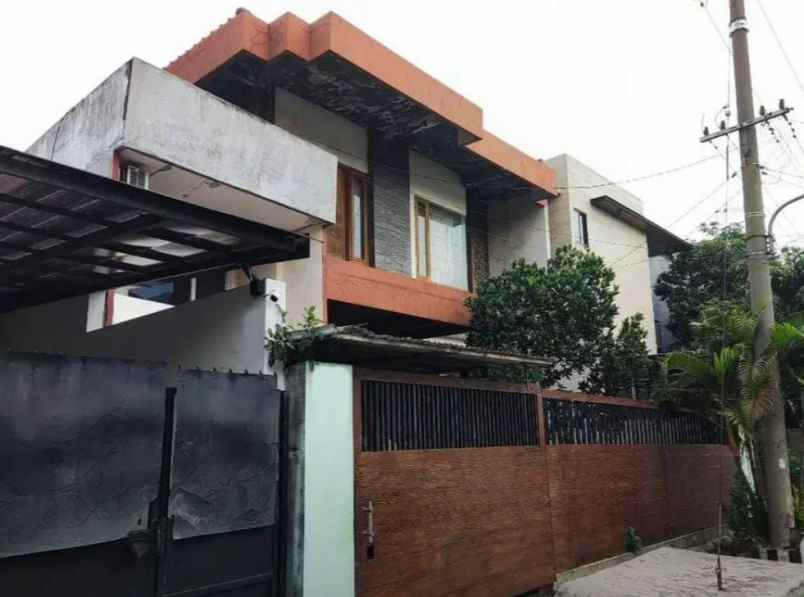 dijual rumah mojoarum