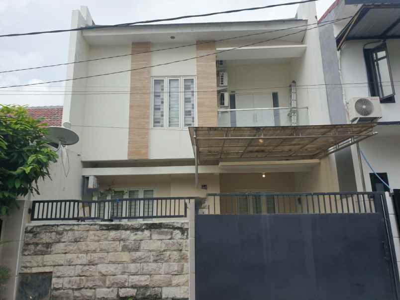 dijual rumah mulyorejo