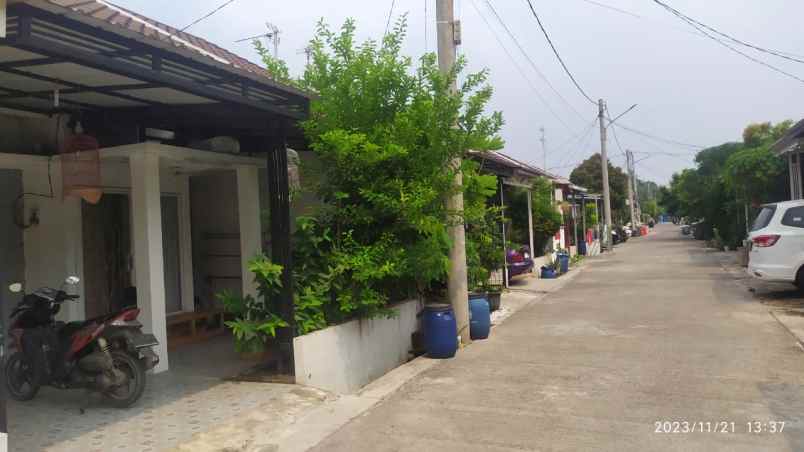 dijual rumah mustika park place