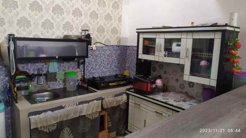 dijual rumah mustika park place