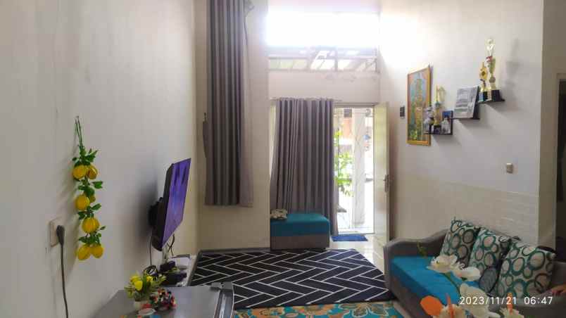 dijual rumah mustika park place