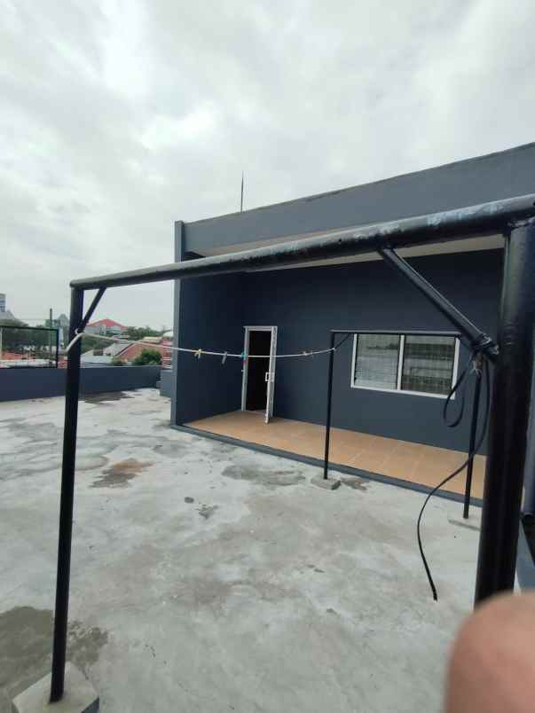 dijual rumah ngagel jaya