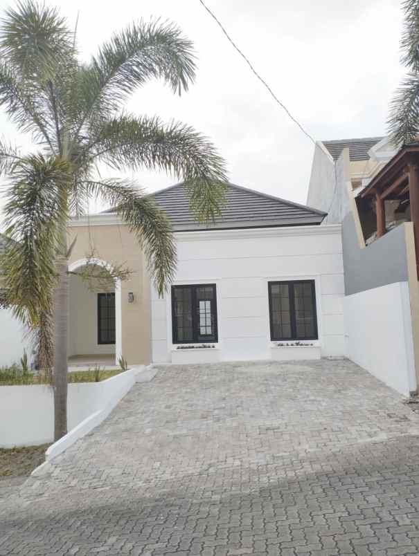 dijual rumah ngaliyan