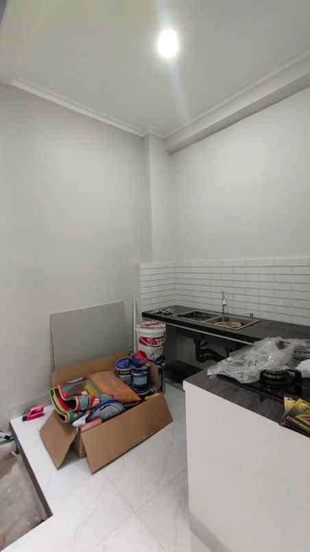 dijual rumah nusaloka bsd city