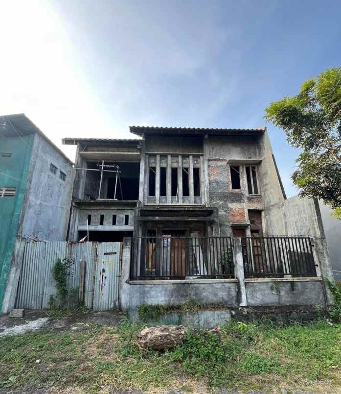 dijual rumah pagesangan baru