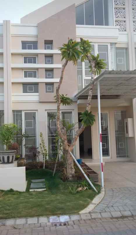 dijual rumah pakuwon city zimbali costa