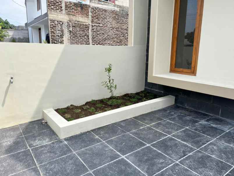 dijual rumah palasari