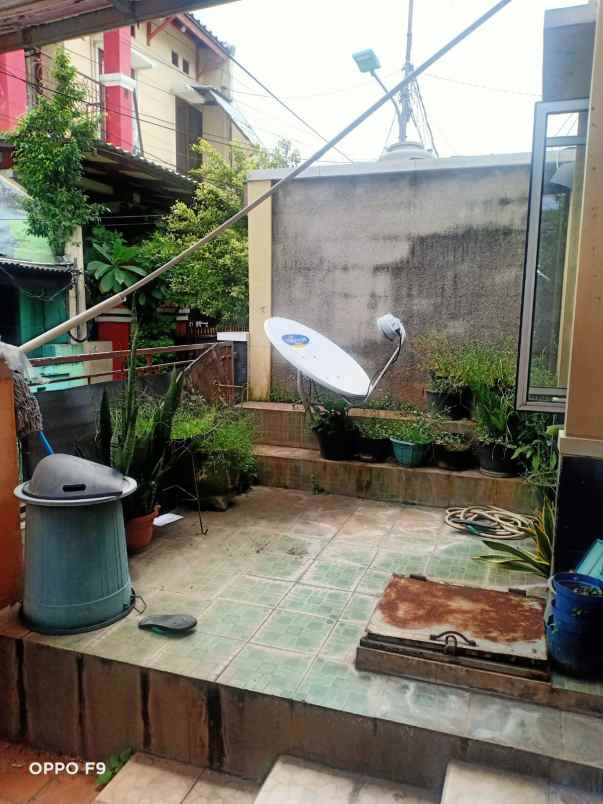 dijual rumah palmerah