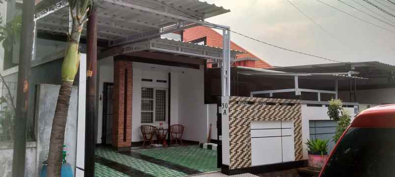 dijual rumah pancoran mas depok