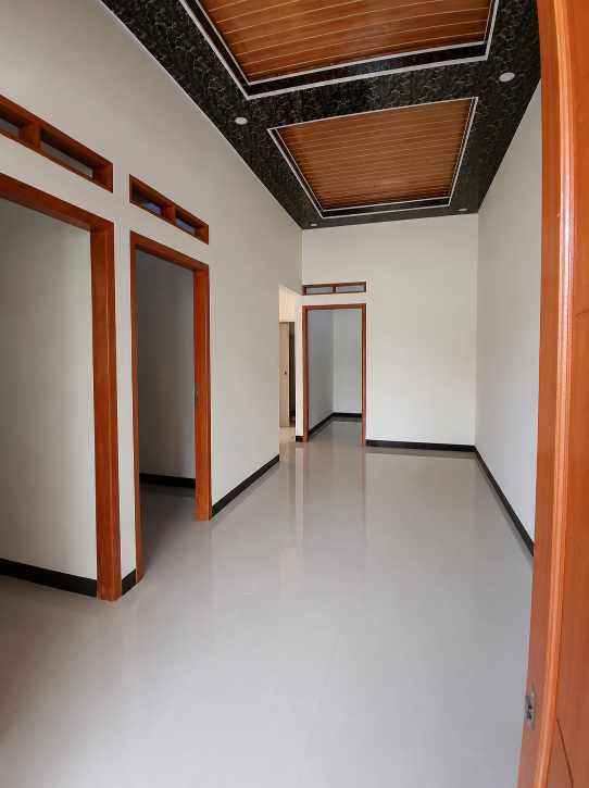 dijual rumah pancoran mas depok