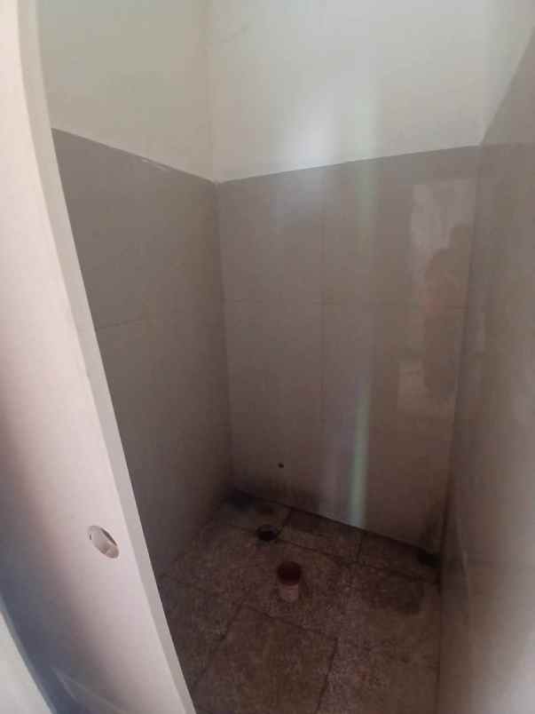 dijual rumah pancoran mas depok